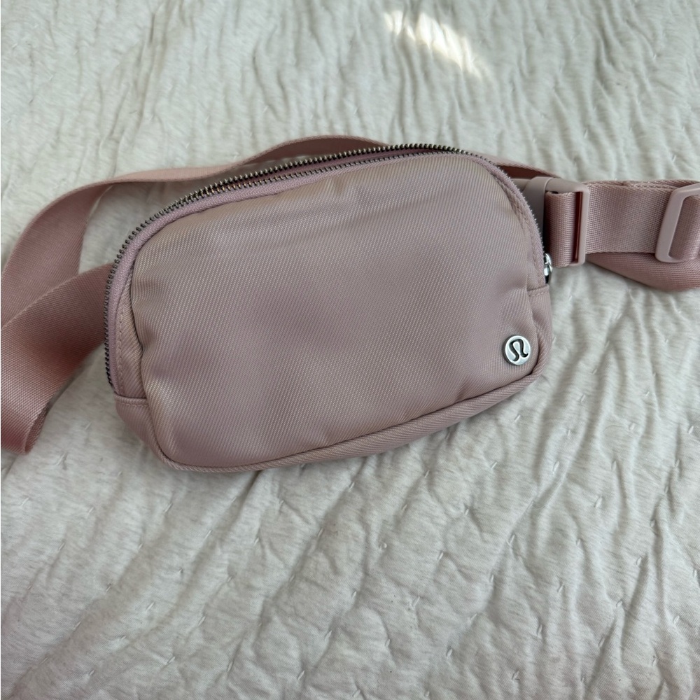 lululemon Misty Pink Belt Bag